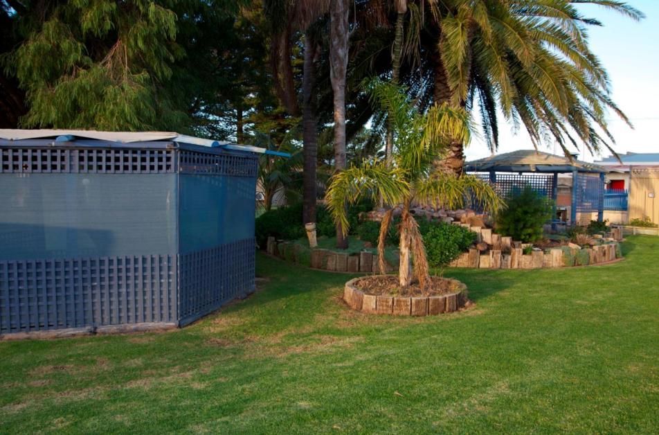 Esperance Beachfront Resort Exterior foto